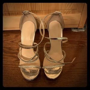 Cute Silver Diamond On Strips Heels